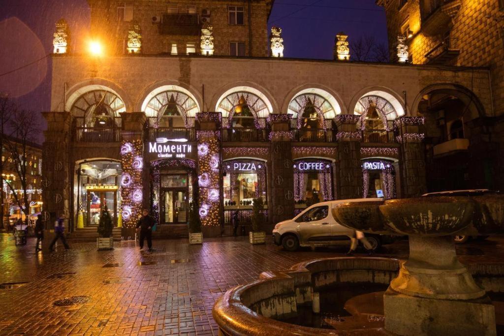 Khreshchatyk Apart Hotel 911 키예프 외부 사진