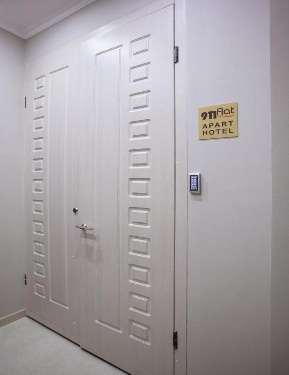 Khreshchatyk Apart Hotel 911 키예프 외부 사진